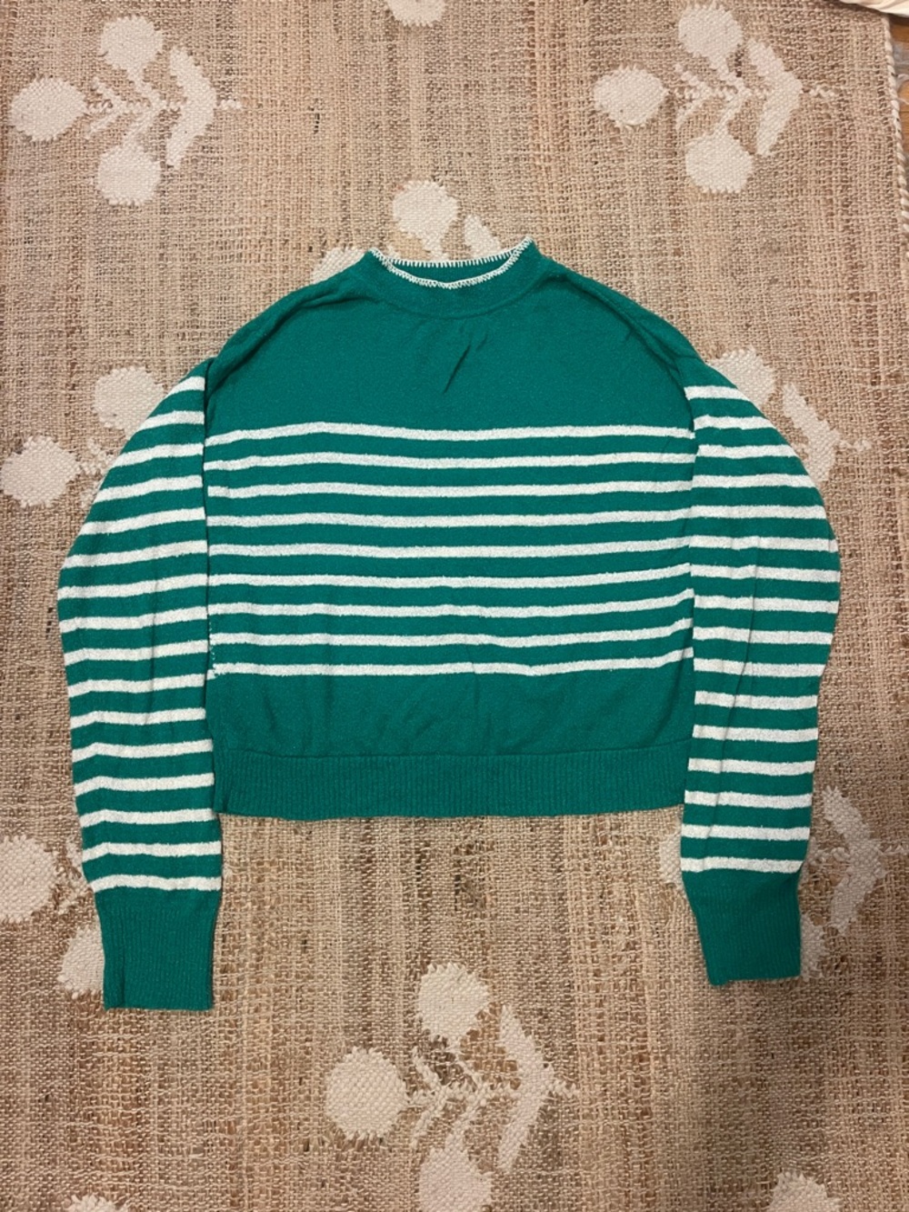 monrow kelly green and white stripped sweater